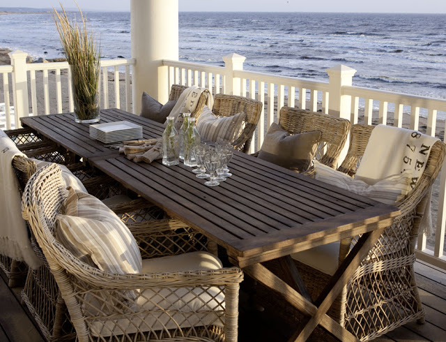 Chic and Breezy Coastal Design