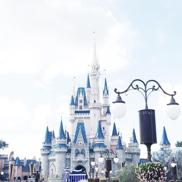 Magic Kingdom castle | Beautifully Seaside