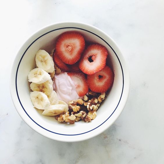 breakfast-fruit-bowl