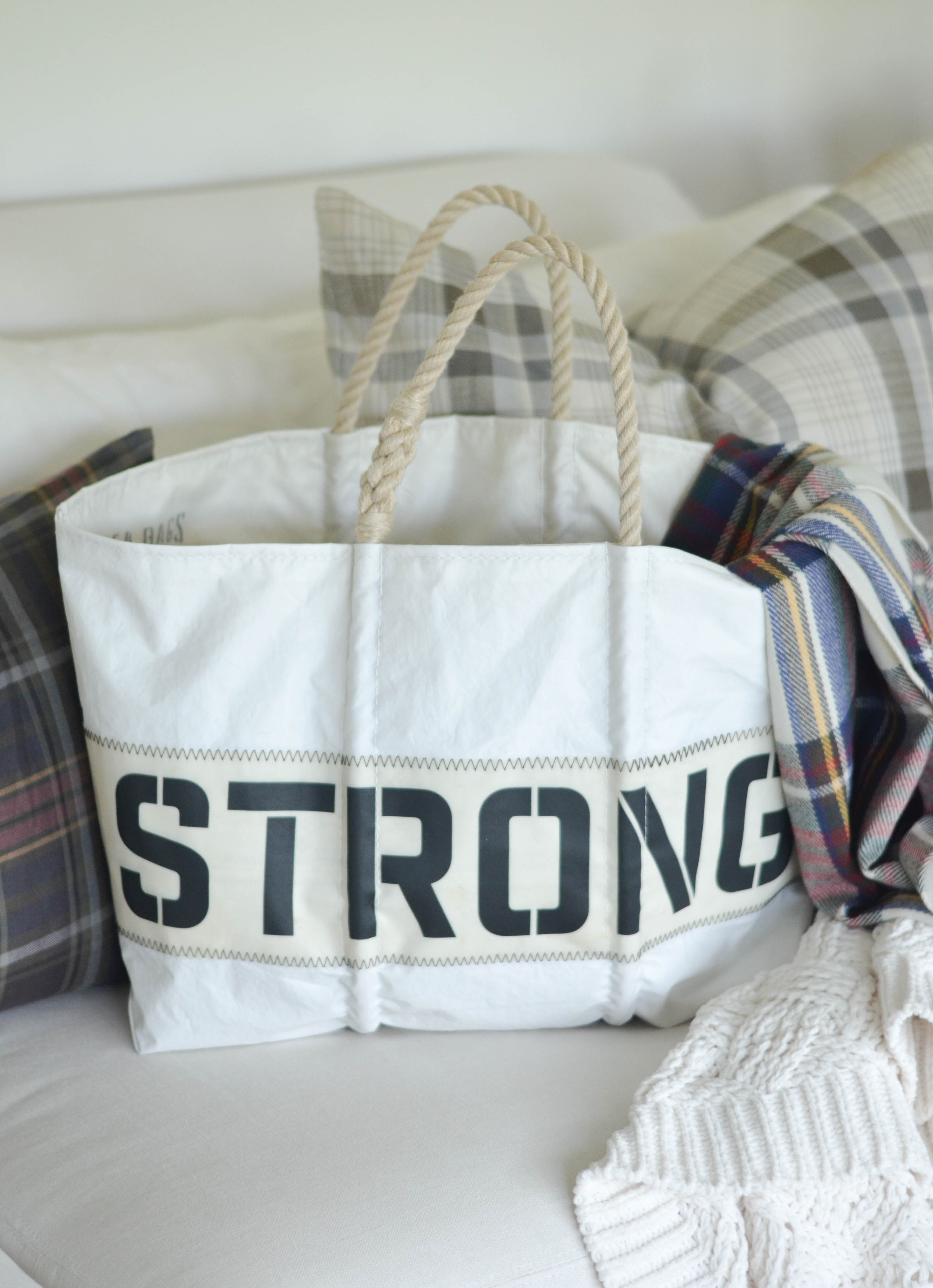 sea-bags-maine-strong-tote-29