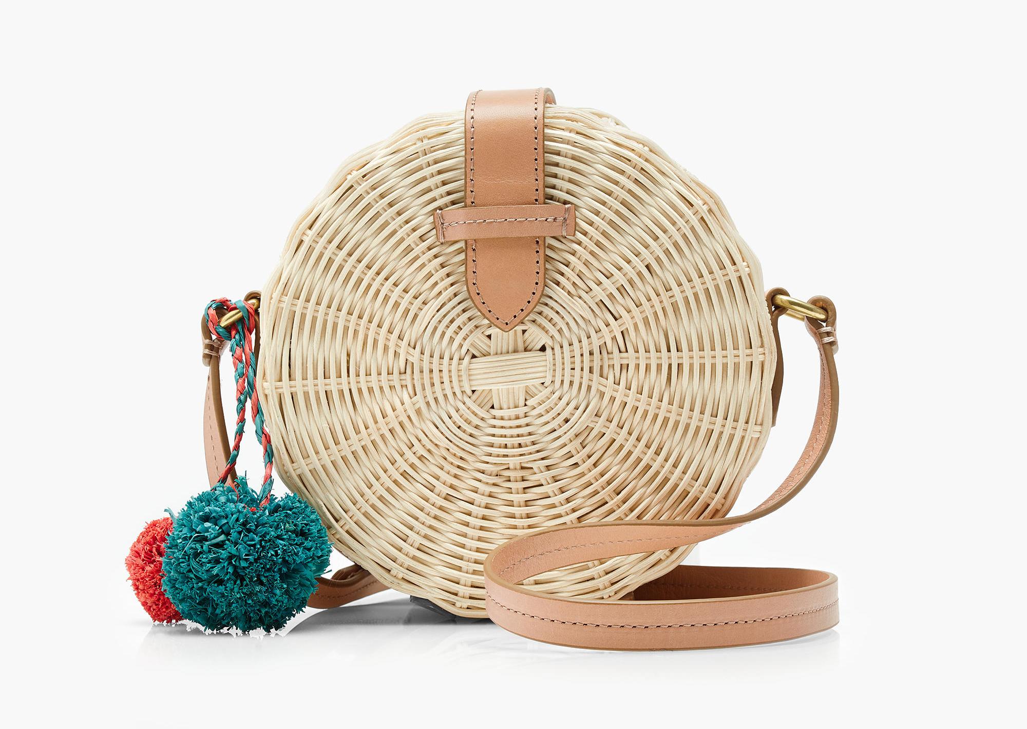 circle straw bag