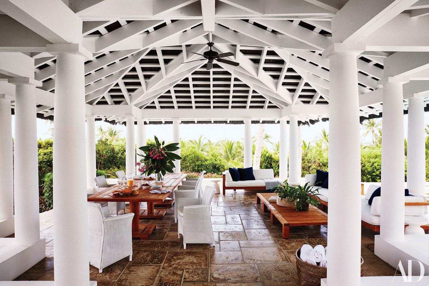 Faith Hill and Tim McGraw's Bahamas beach house