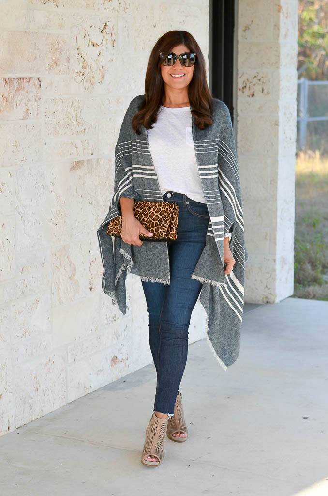 Desiree, Lifestyle Blogger of Beautifully Seaside, shares tips on styling the fall cape scarf