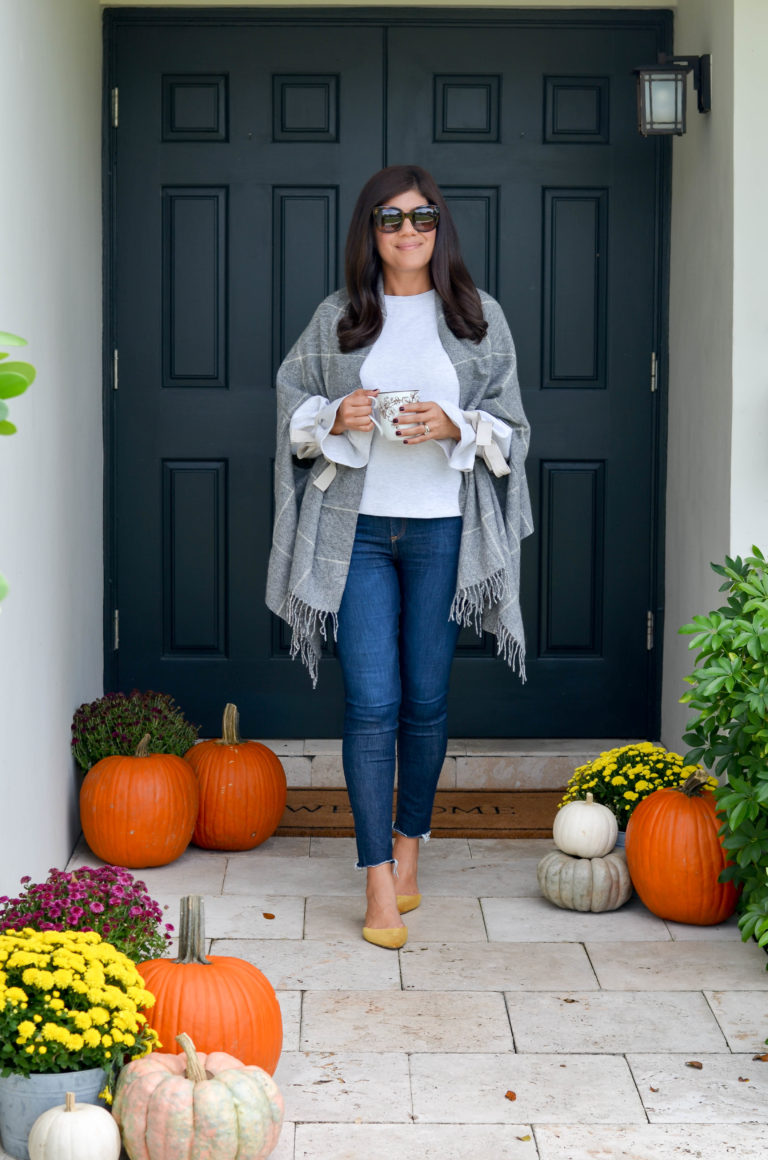 5 COZY CAPES FOR FALL + HOW TO KEEP MUMS ALIVE IN FLORIDA