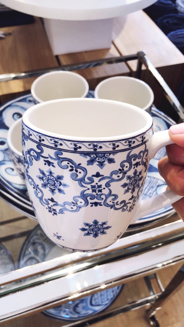 Sunday Shopping with Desi