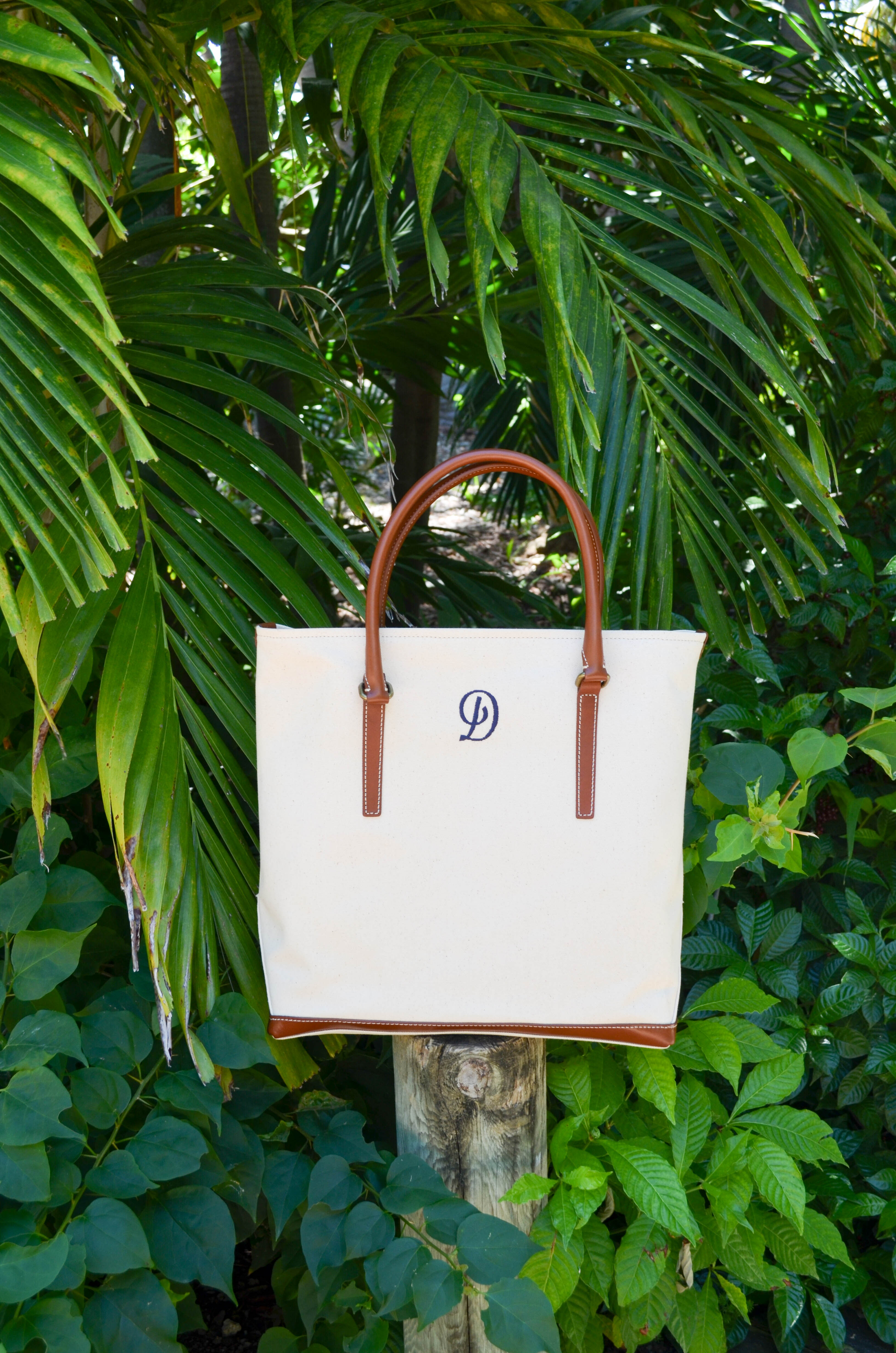 Mark & Graham Brighton Tote- Beautifully Seaside