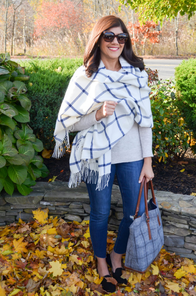 ONE WAY TO WEAR A BLANKET SCARF - Beautifully Seaside