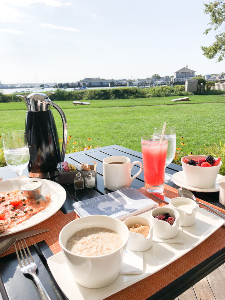 HOLIDAY EDITION COFFEE WITH DESI