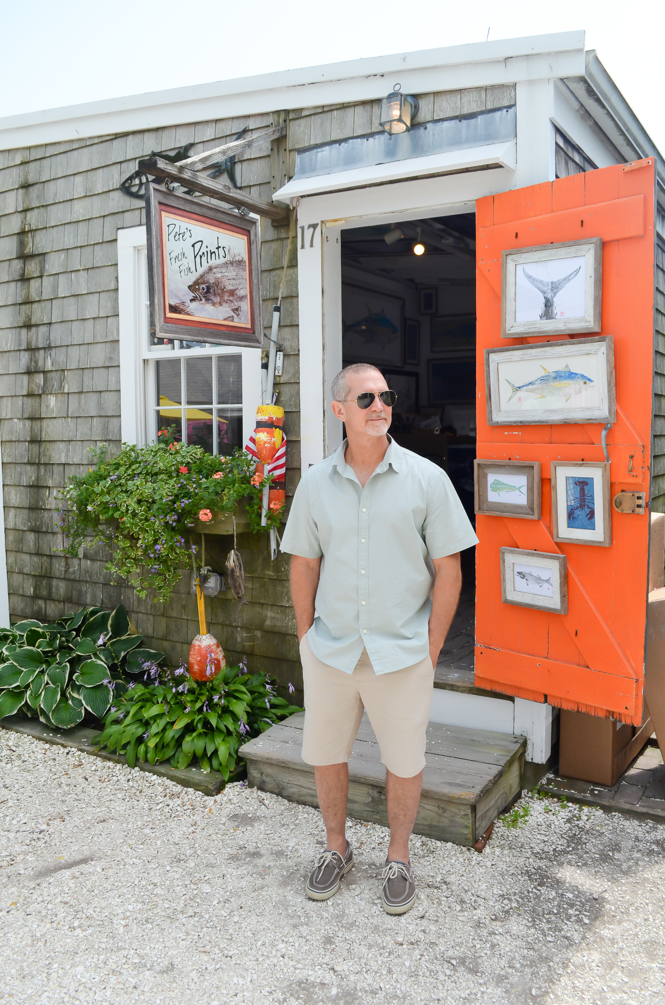 WHAT TO WEAR WITH BOAT SHOES - Desiree Leone of Beautifully Seaside blog