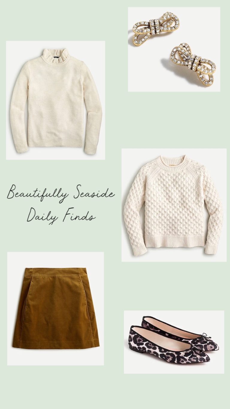 FIVE FESTIVE HOLIDAY LOOKS