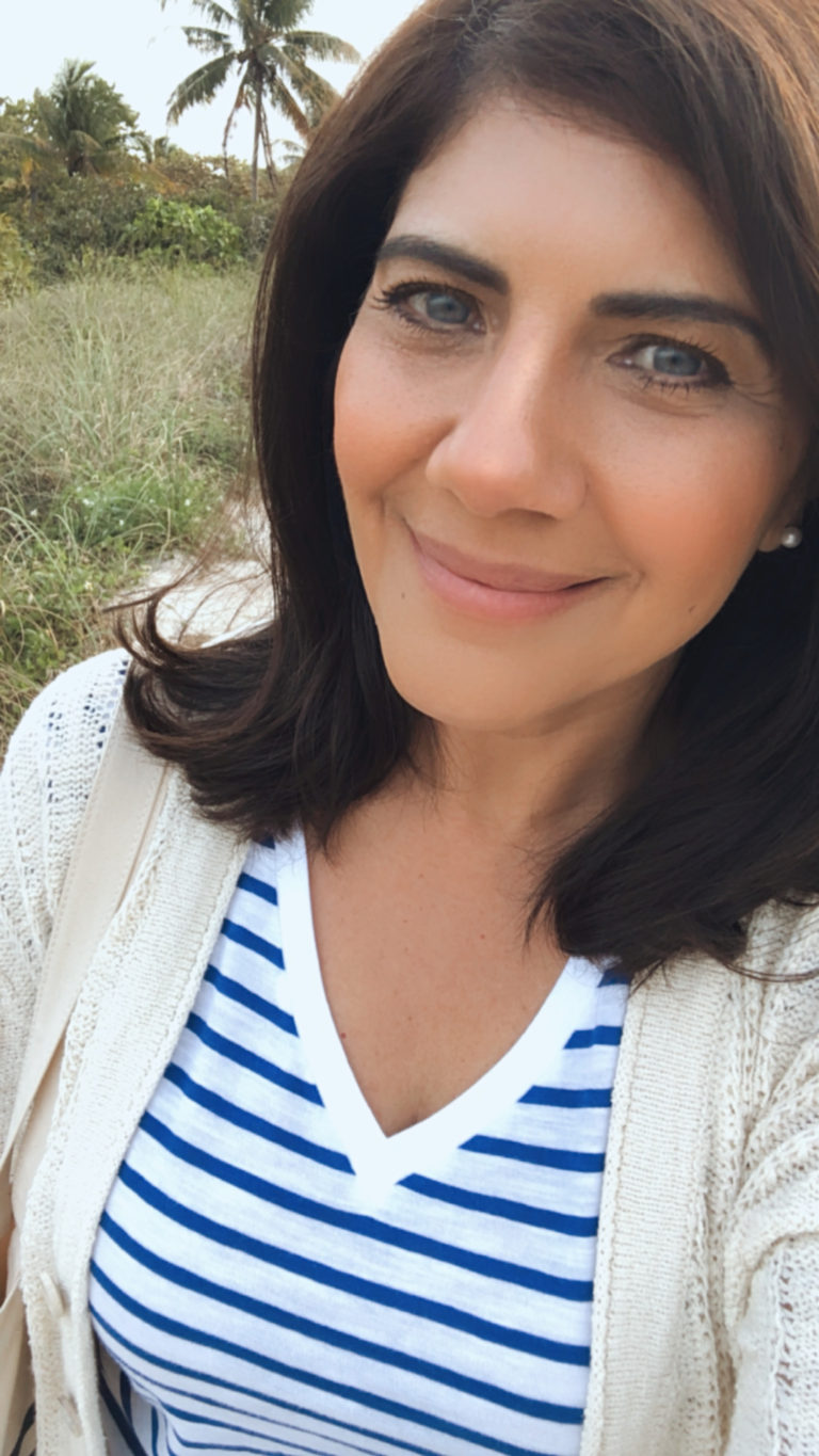 BEACH DAY OUTFIT IDEAS