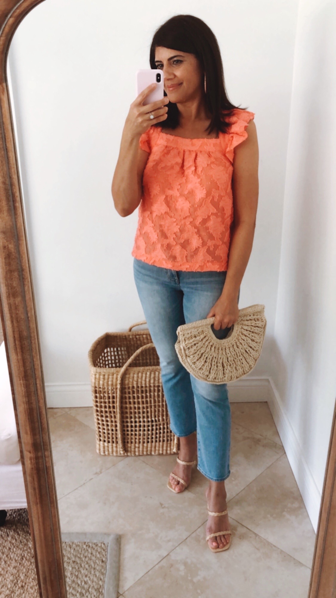 Desiree Leone of Beautifully Seaside blog shares a spring try-on session featuring Madewell jeans and tops from Anthropologie, Madewell, and Ann Taylor.