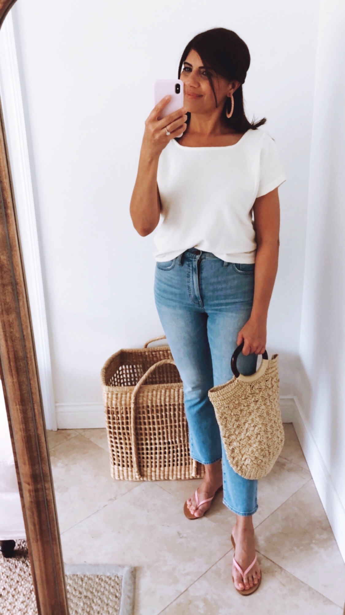 Desiree Leone of Beautifully Seaside blog shares a spring try-on session featuring Madewell jeans and tops from Anthropologie, Madewell, and Ann Taylor.