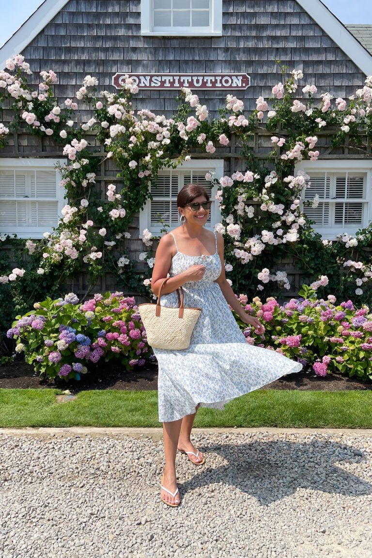 25 BEST SMOCKED SUMMER DRESSES FOR WOMEN OVER 40