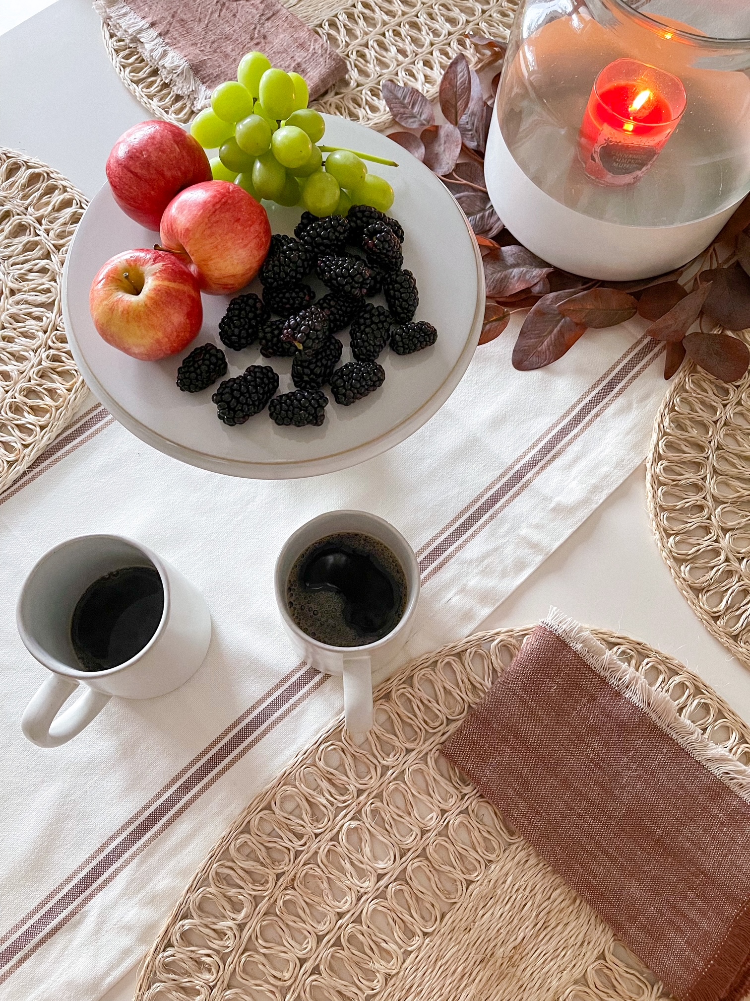 Desiree Leone of Beautifully Seaside shares a fresh and inviting fall tablescape from Target. 