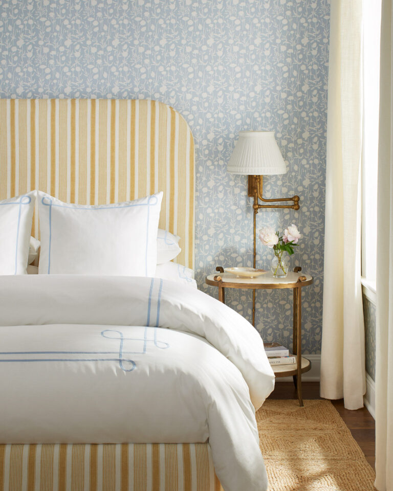 THE WEEKEND SHOPPING LIST