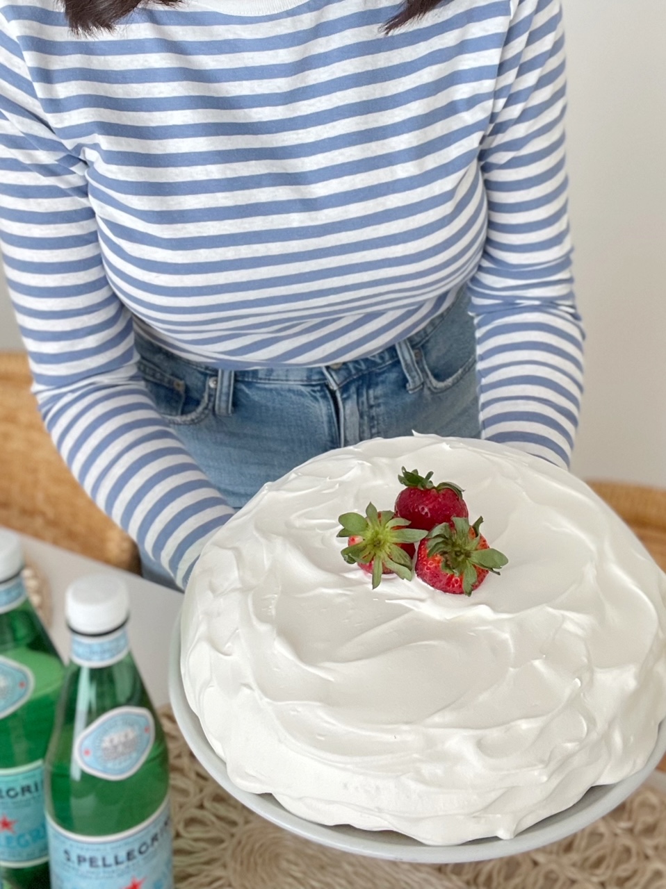 BAKING MY STRAWBERRY CAKE USING WALMART+ Desiree Leone