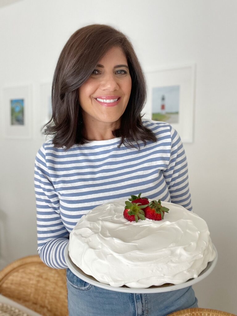 BAKING MY STRAWBERRY CAKE with WALMART+ Desiree Leone