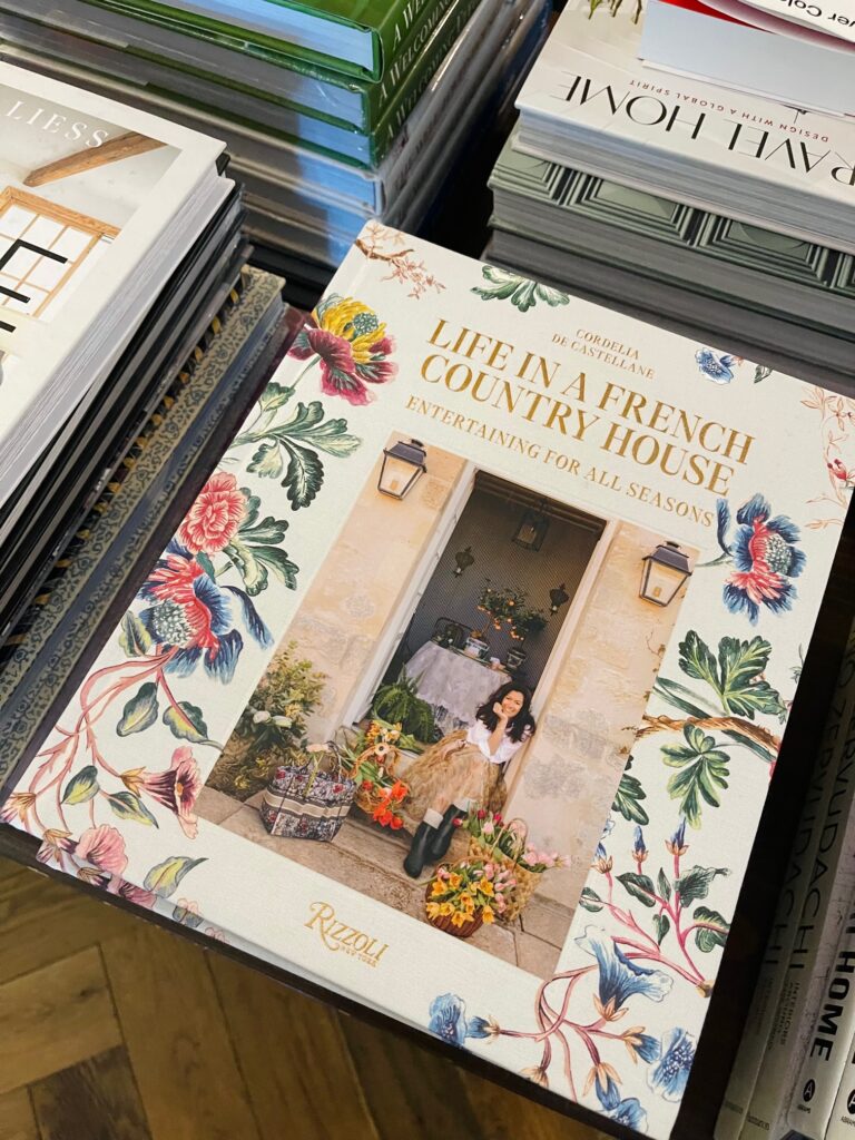 SATURDAY SHOPPING WITH DESI