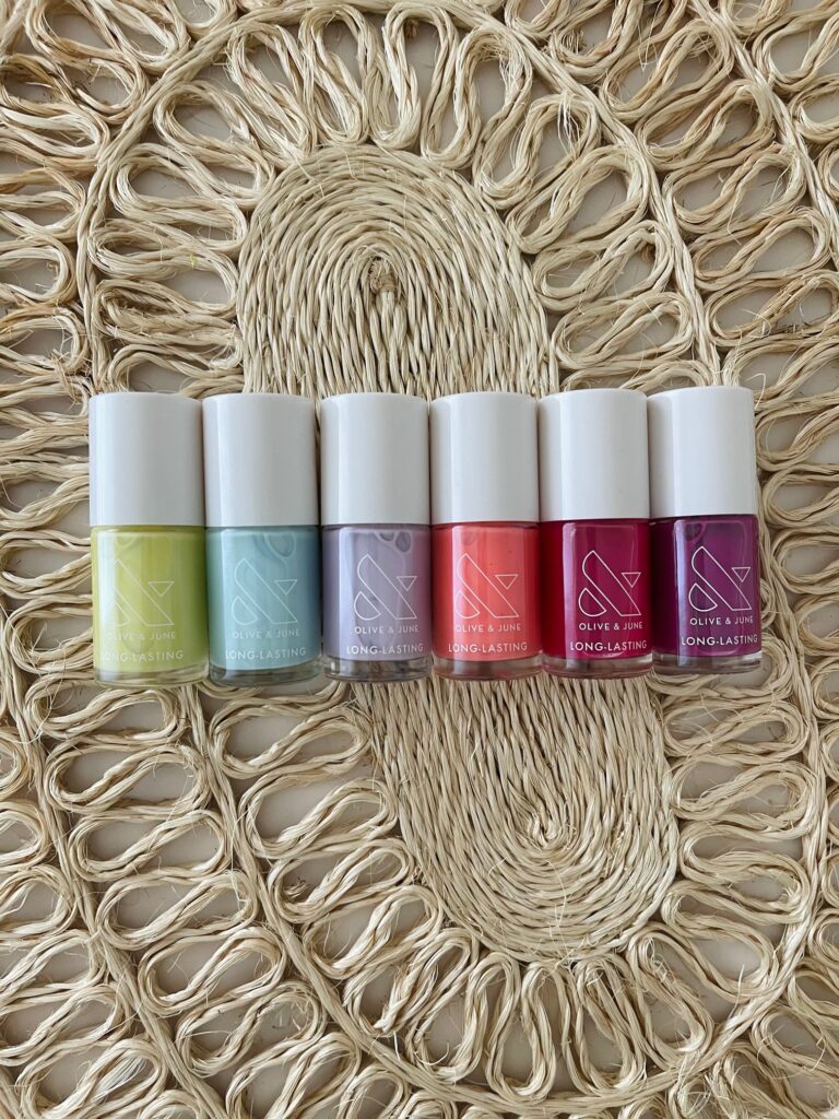 SATURDAY SHOPPING WITH DESI