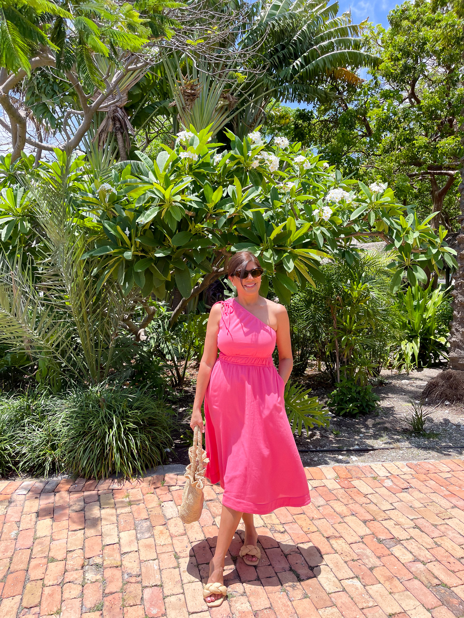 Desiree Leone of Beautifully Seaside features new summer dresses at Walmart for all your warm weather vacations. 