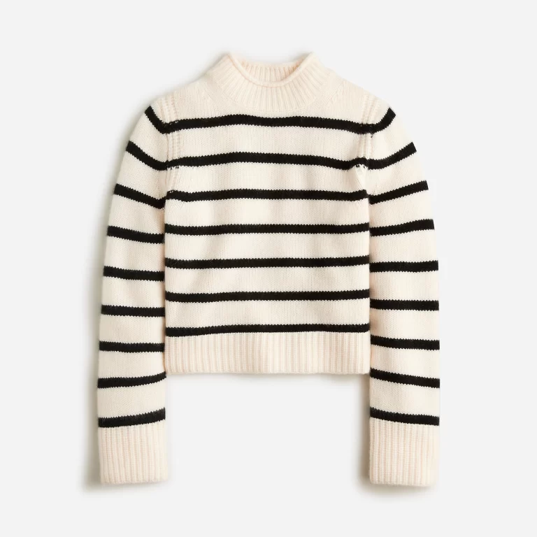 Desiree Leone of Beautifully Seaside features a cozy winter wishlist with the prettiest sweaters to shop for this season.