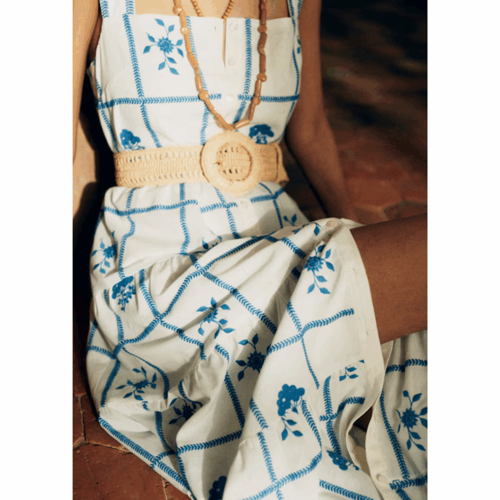 Desiree Leone of Beautifully Seaside shares how to make every weekend feel like a coastal getaway just in time for summer.