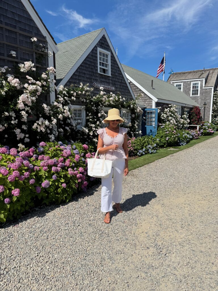 Nantucket-Inspired Summer Sale Finds from J.Crew I’m Loving Right Now, including three outfits I wore and loved while on island.