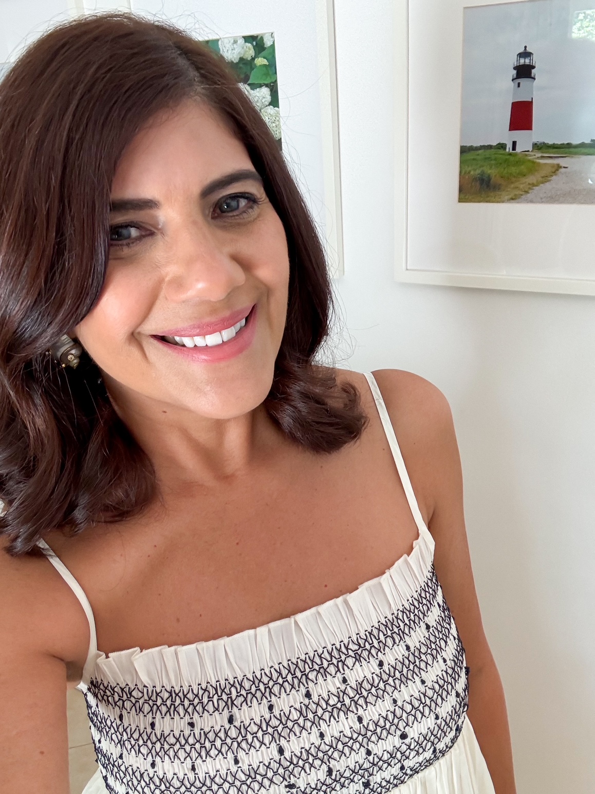 The easy late summer outfits I’ve been reaching for again and again, from the prettiest dresses to the best jeans.