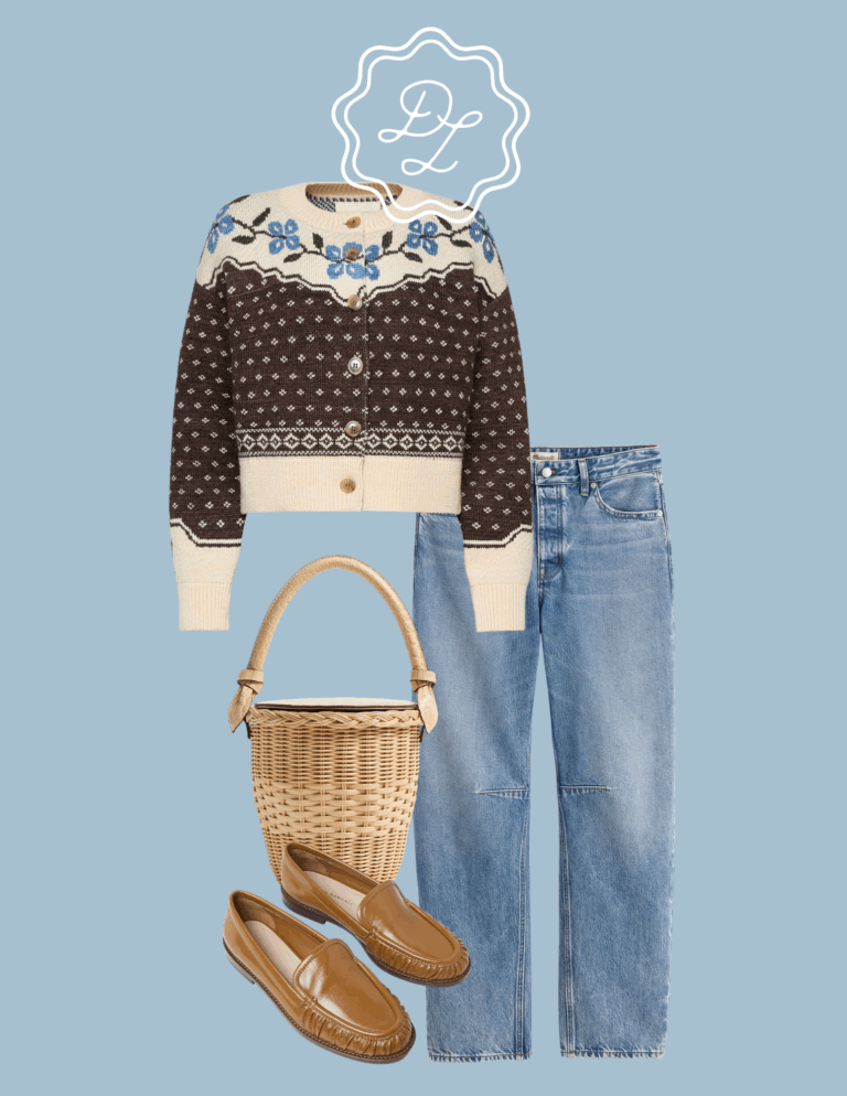 4 Fresh Fall Outfits That Are Perfect for Girls Who Love the Coast